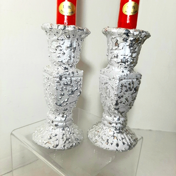 Elegant Silver Drip Ceramic Candle Holders. Sold as a set. - Picture 1 of 4